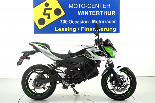 KAWASAKI Z e-1 Naked Occasion