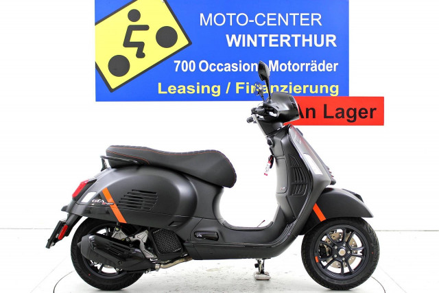 PIAGGIO Vespa GTS 125 Super Sport Roller Neufahrzeug