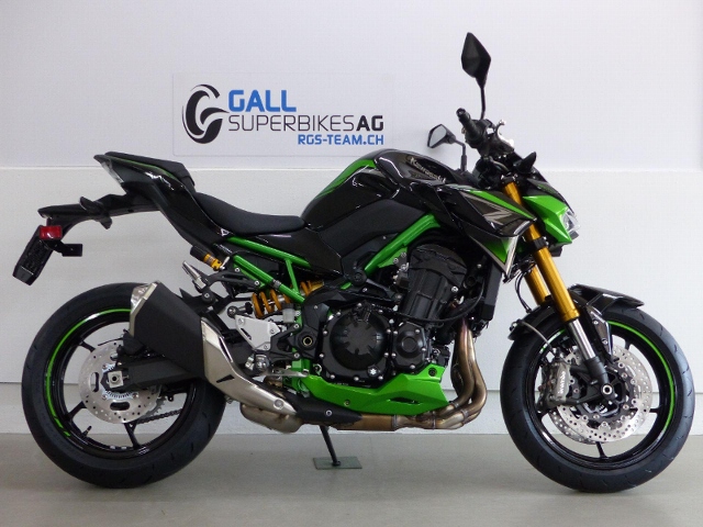 KAWASAKI Z 900 Naked Moto nuova