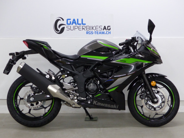 KAWASAKI Ninja 125 Sport Neufahrzeug