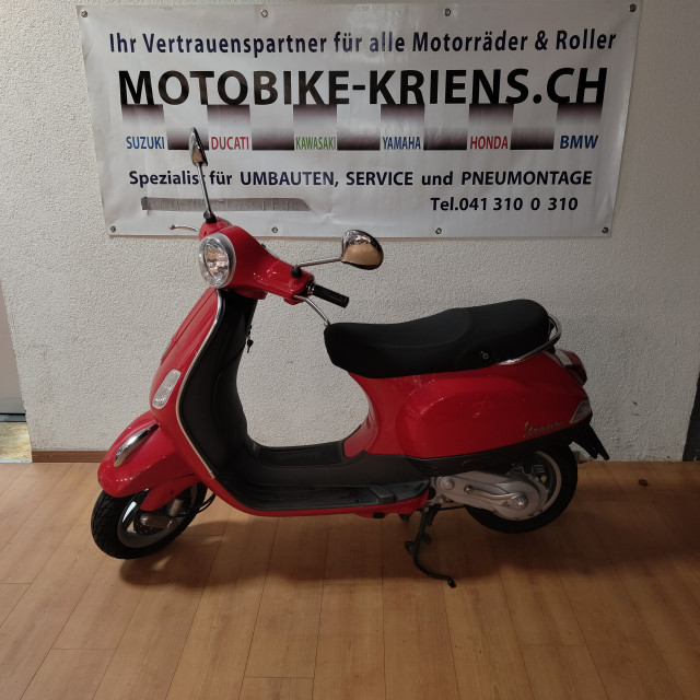 PIAGGIO Vespa LX2 50 Roller Occasion