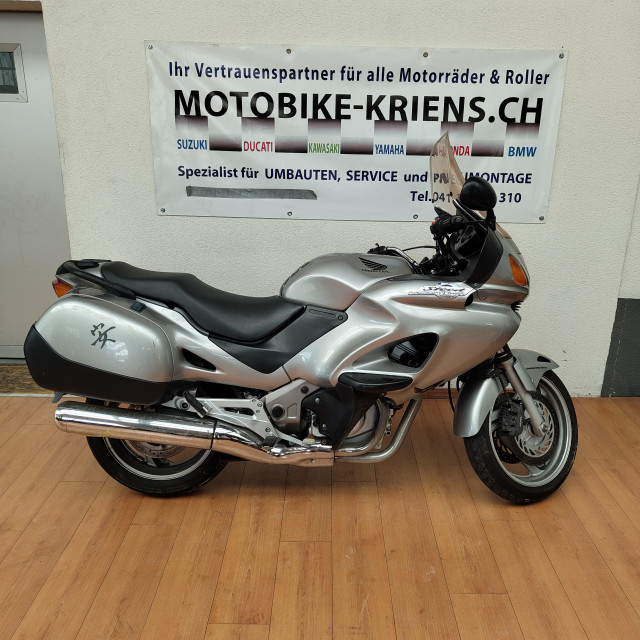 HONDA NT 650 V Deauville Touring Usato