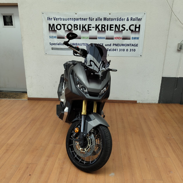 HONDA X-ADV 750 Scooter Usato