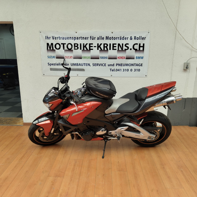 SUZUKI GSX 1300 B-King A Naked Occasion