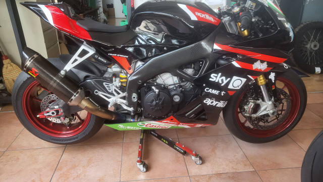 APRILIA RSV4 1000 RR Sport Occasion