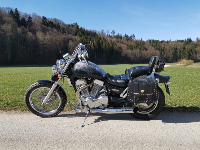 SUZUKI VS 1400 GLP Intruder Custom Occasion SUZUKI VS 1400 GLP Intruder Custom Occasion