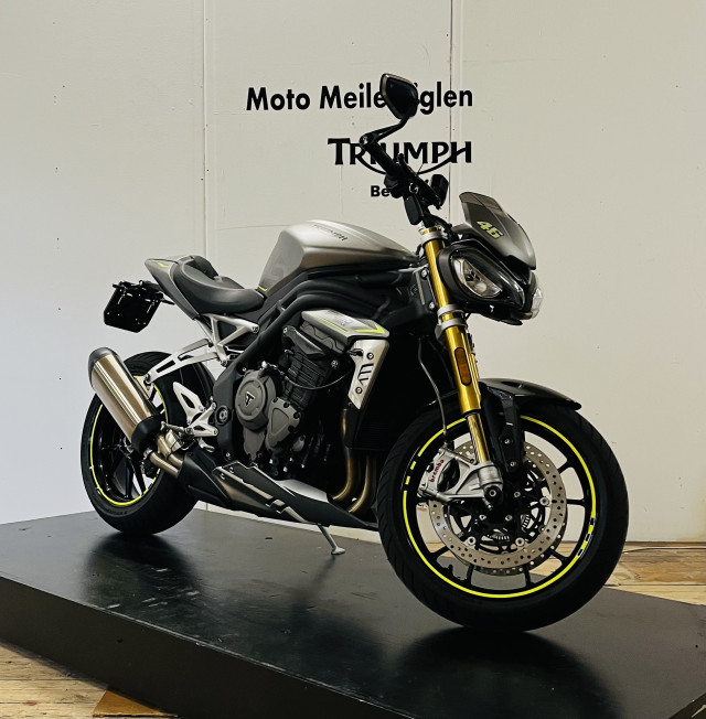 TRIUMPH Speed Triple 1200 RS Naked Used