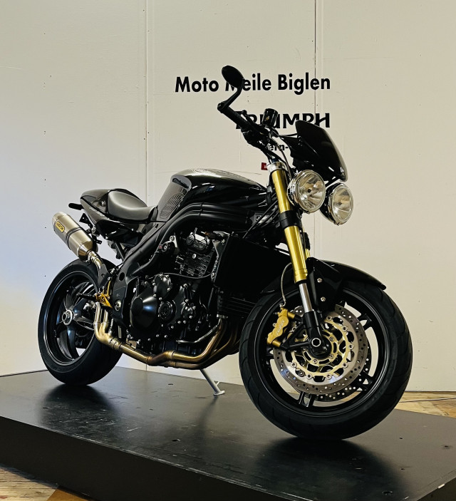 TRIUMPH Speed Triple 1050 Naked Used