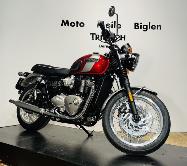 TRIUMPH Bonneville T120 Retro Tageseinlösung