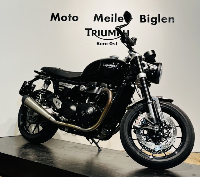 TRIUMPH Speed Twin 1200 Retro Occasion