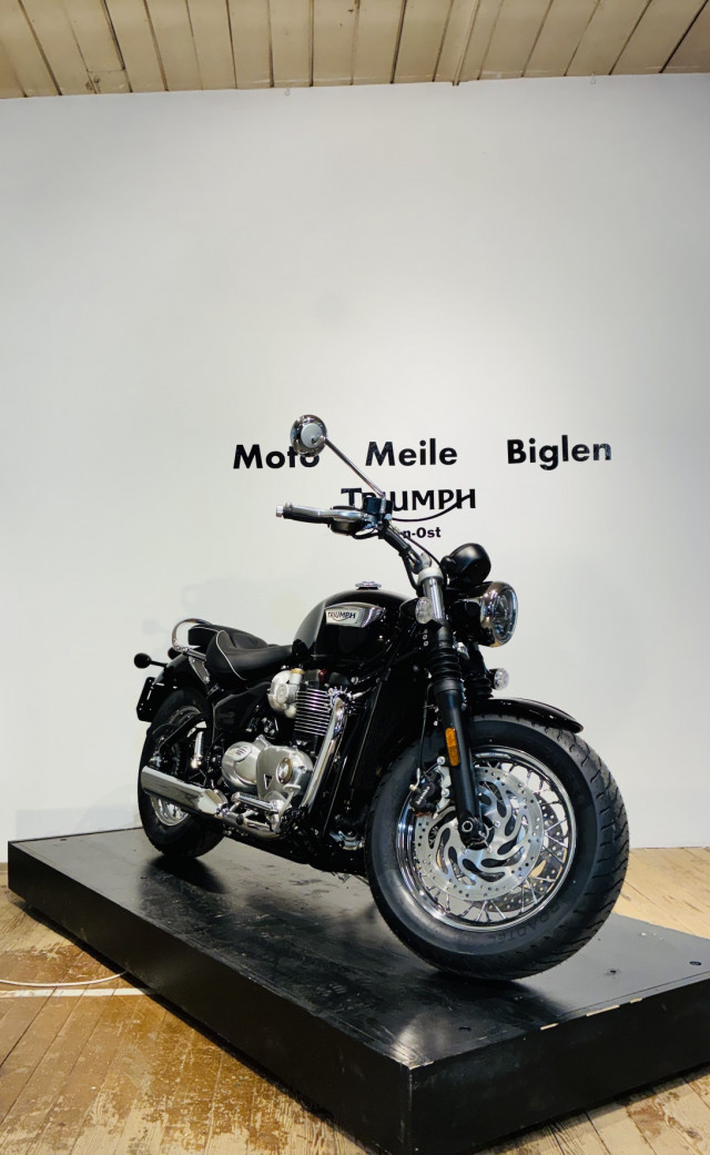 TRIUMPH Bonneville Speedmaster 1200 Retro Tageseinlösung TRIUMPH Bonneville Speedmaster 1200 Retro Tageseinlösung