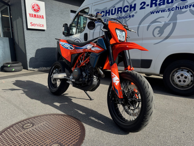 KTM 690 SMC R Supermoto Supermoto Occasion