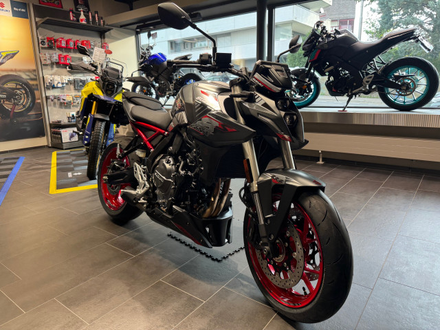 SUZUKI GSX-8S EVO Naked Neufahrzeug