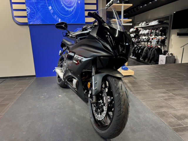 YAMAHA R7 Sport Neufahrzeug