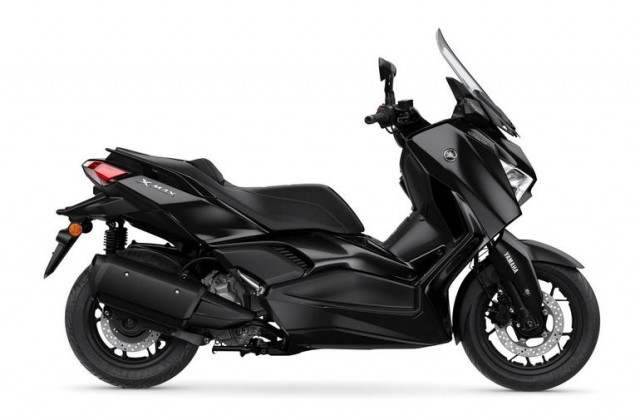 YAMAHA X-Max 300 Tech Max Scooter Demo vehicle