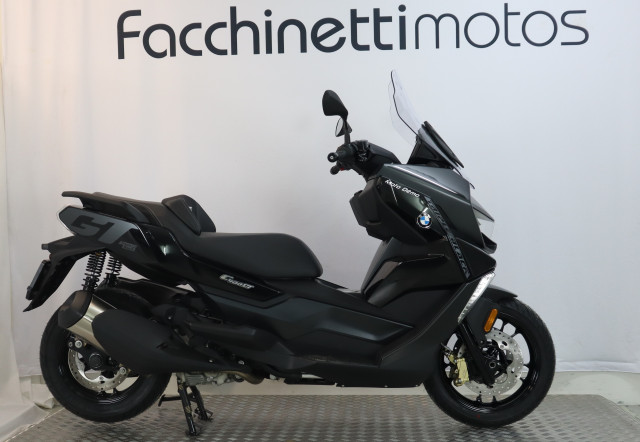 BMW C 400 GT Triple Black Roller Vorführfahrzeug