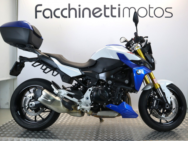 BMW F 900 R A2 Sport Naked Vorführfahrzeug