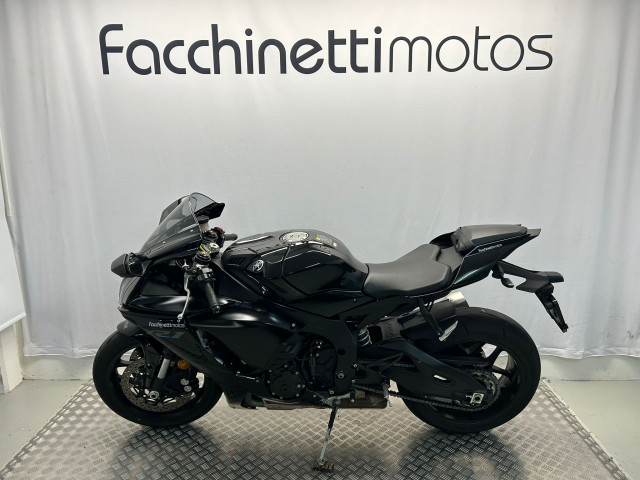 YAMAHA R1 Sport Vorführfahrzeug