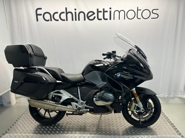 BMW R 1250 RT Triple Black Touring Demo vehicle