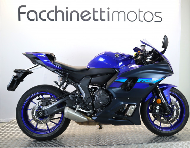 YAMAHA R7 Sport Vorführfahrzeug