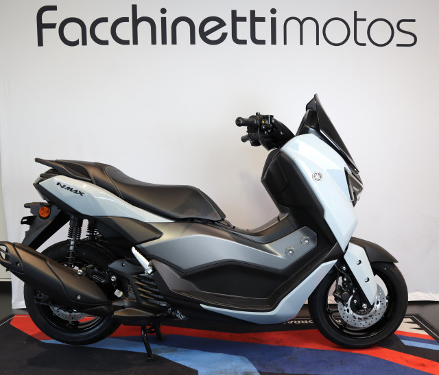 YAMAHA NMax 125 Tech Max Roller Neufahrzeug