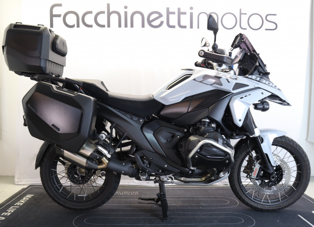 BMW R 1300 GS Triple Black Enduro Occasion BMW R 1300 GS Triple Black Enduro Occasion