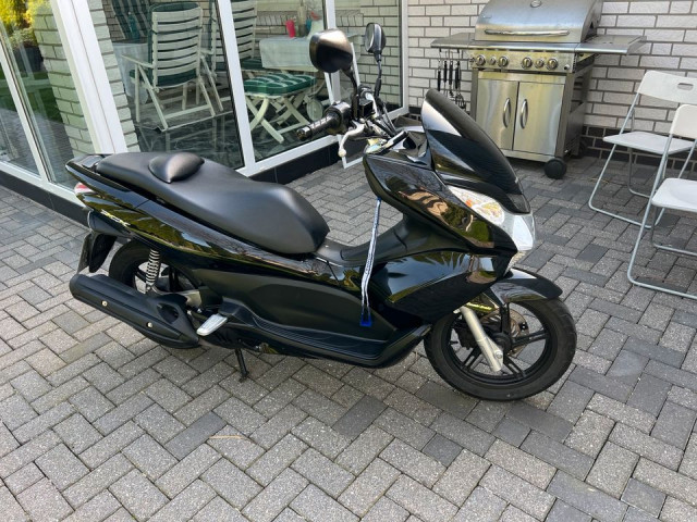 HONDA PCX 125 Scooter Used