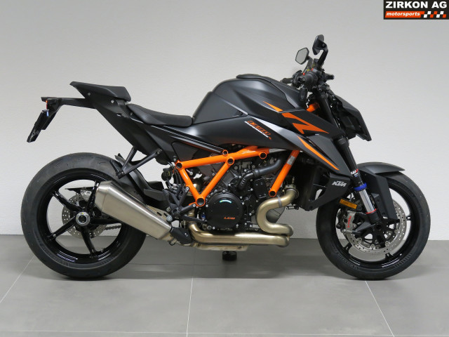 KTM 1390 Super Duke R Naked Moto nuova