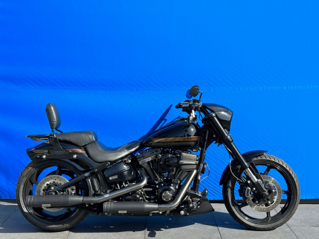 HARLEY-DAVIDSON FXSBSE 1801 CVO Pro Street Breakout Custom Occasion