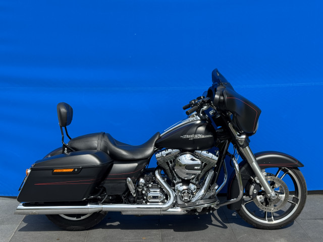 HARLEY-DAVIDSON FLHXS 1690 Street Glide Special Touring Occasion