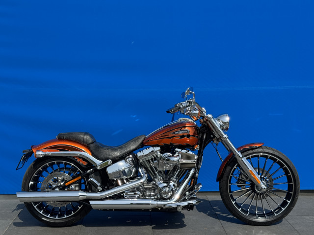HARLEY-DAVIDSON FXSBSE 1801 CVO Softail Breakout Custom Occasion