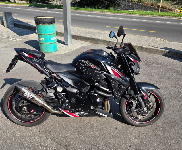 SUZUKI GSX-S 750 Naked Occasion SUZUKI GSX-S 750 Naked Occasion