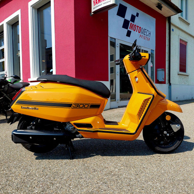 LAMBRETTA X300 SR Roller Neufahrzeug