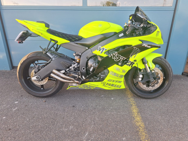 YAMAHA YZF-R6 Sport Usato