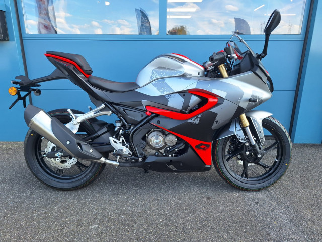 QJMOTOR SRK 125 R Sport Neufahrzeug