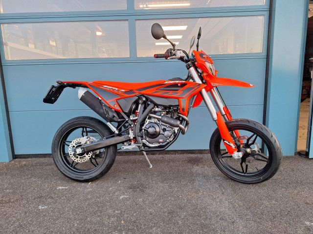 BETA RR 125 T Motard Supermoto Neufahrzeug