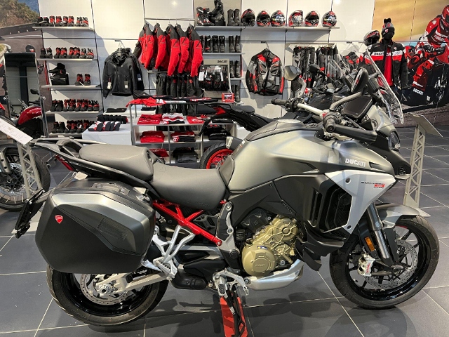 DUCATI Multistrada 1160 V4 S Touring New vehicle