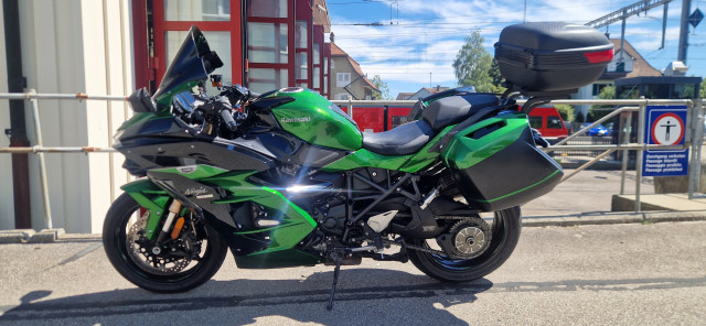 KAWASAKI Ninja H2 SX SE Performance Tourer Touring Used