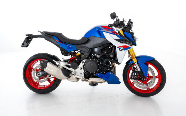 BMW F 900 R A2 Naked Vorführfahrzeug