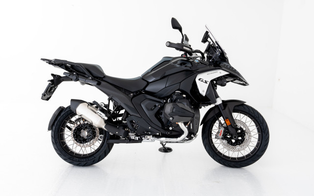 BMW R 1300 GS Triple Black Enduro Vorführfahrzeug