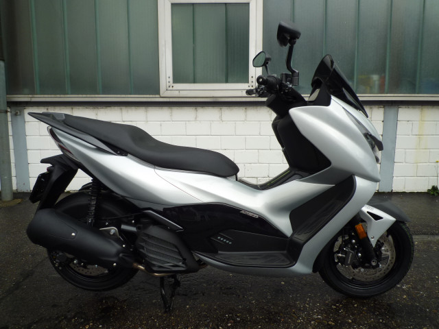 ZONTES 125 D Scooter Moto neuve