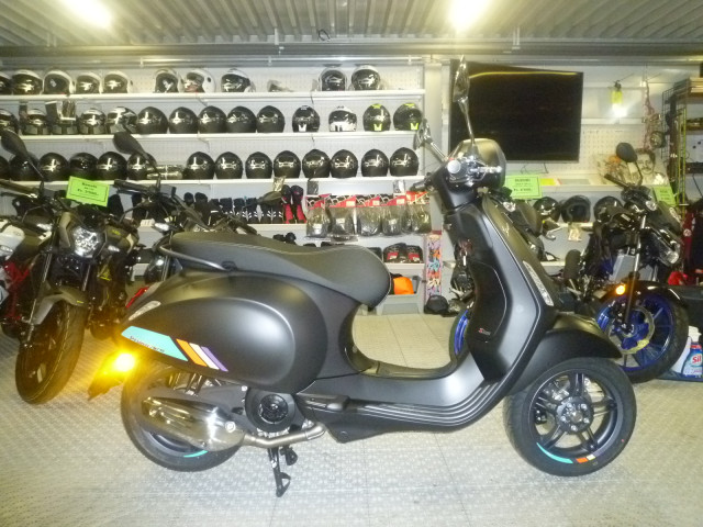 PIAGGIO Vespa Primavera 125 S Scooter Moto neuve