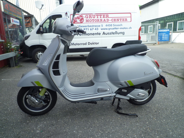 PIAGGIO Vespa GTS 125 Super Tech Roller Neufahrzeug PIAGGIO Vespa GTS 125 Super Tech Roller Neufahrzeug