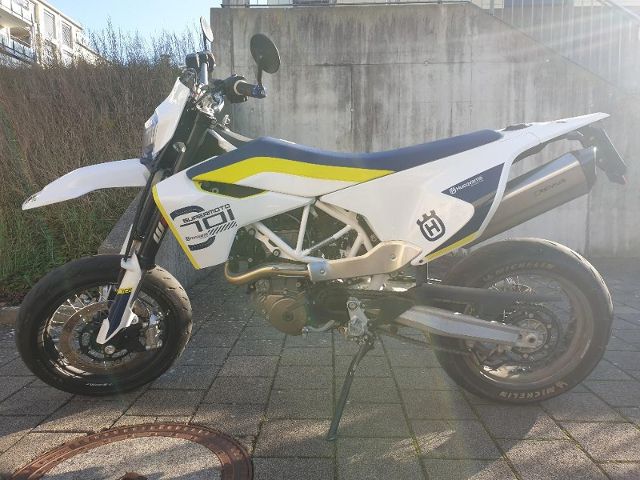 HUSQVARNA 701 Supermoto Supermoto Occasion