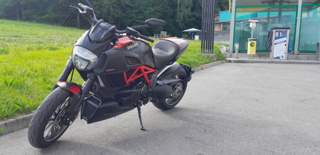 DUCATI Diavel 1200 Carbon Naked Used