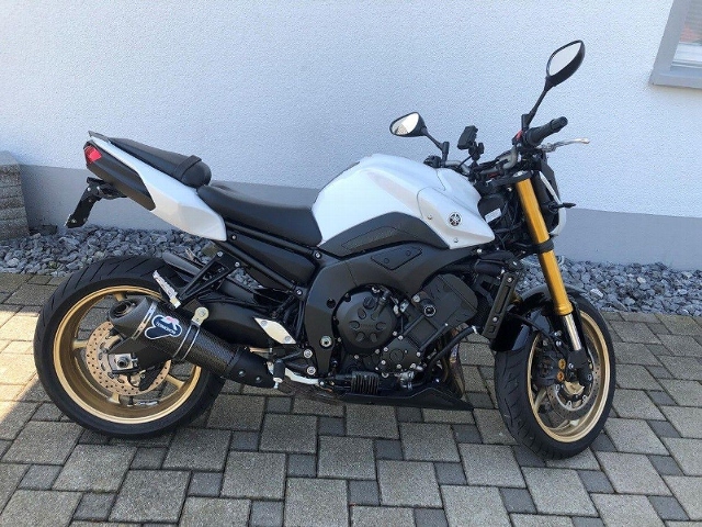 YAMAHA FZ 8 N Naked Usato