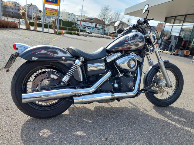 HARLEY-DAVIDSON FXDB 1584 Dyna Street Bob Custom Occasion