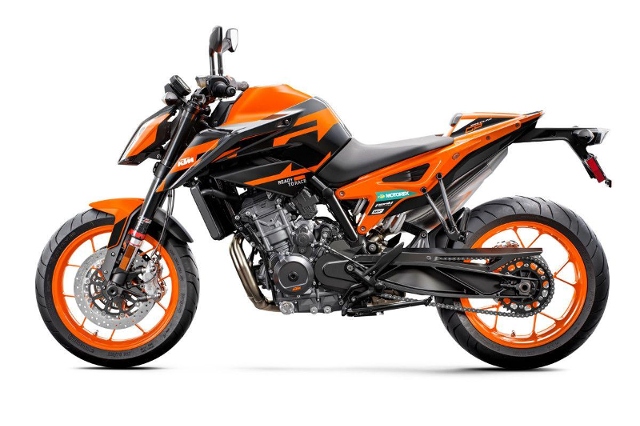 KTM 890 Duke Naked Moto nuova