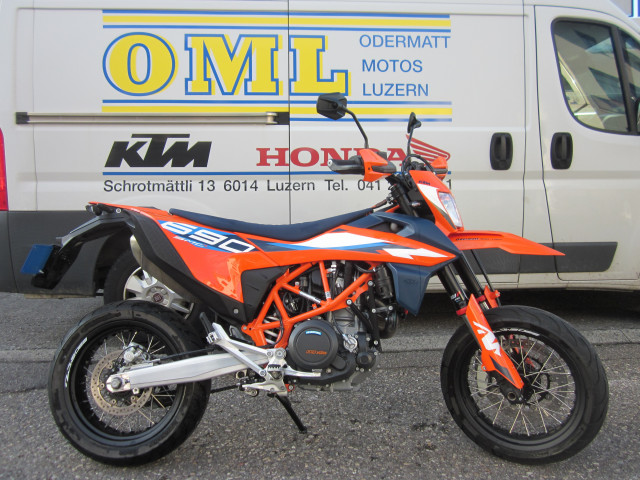 KTM 690 SMC R Supermoto Supermoto Vorführfahrzeug