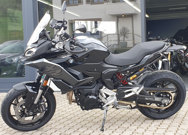 BMW F 900 XR A2 Triple Black Touring Registrazione di un giorno